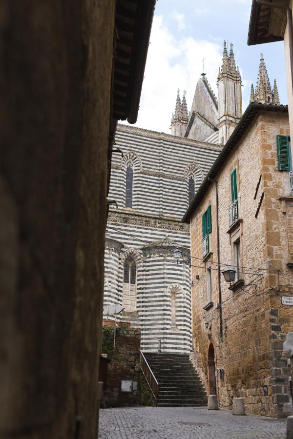 오르비에토 Ad Un Passo Dal Duomo 아파트 외부 사진